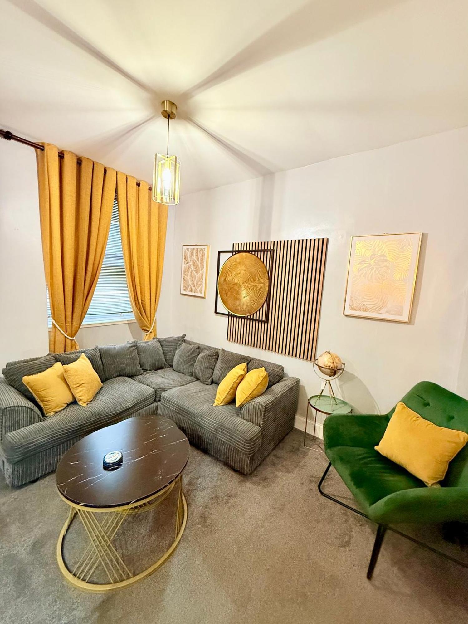 Two Bedroom Apartment-Central Edinburgh-Old Town-Licensed Exteriör bild