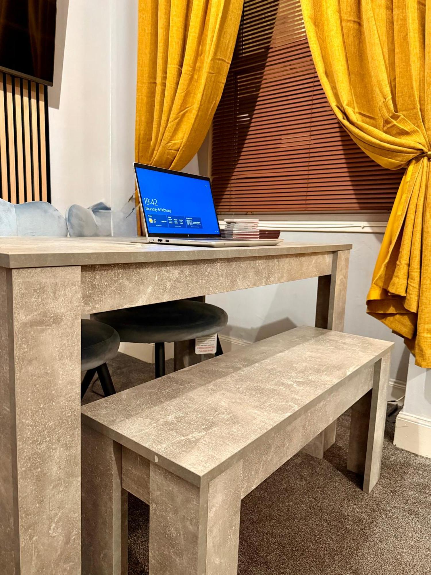 Two Bedroom Apartment-Central Edinburgh-Old Town-Licensed Exteriör bild