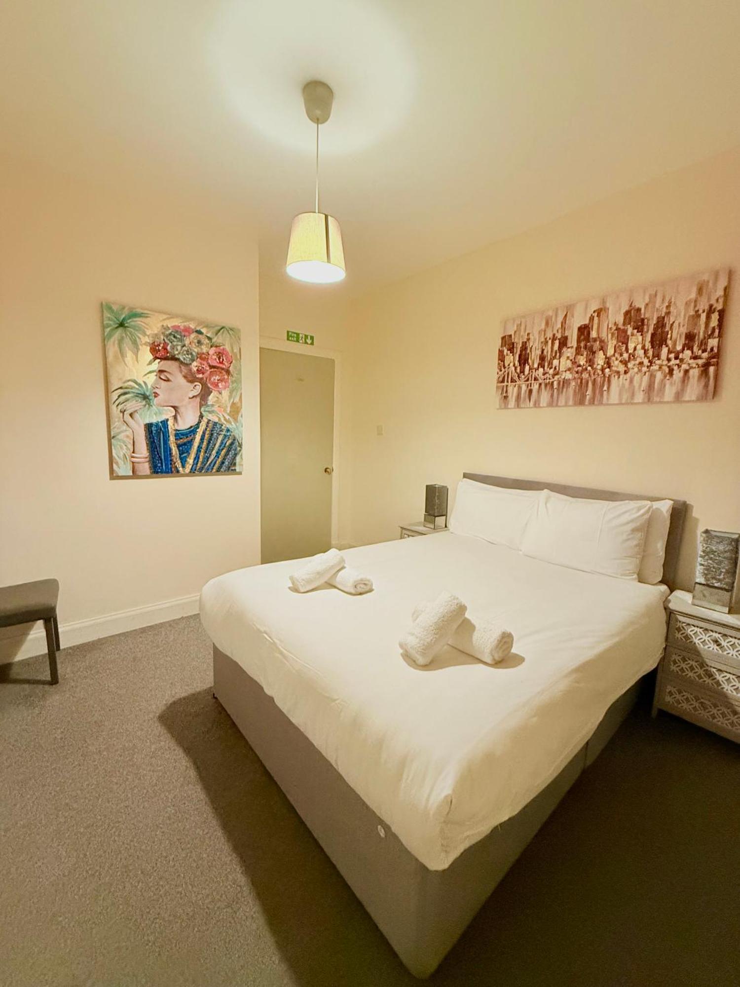 Two Bedroom Apartment-Central Edinburgh-Old Town-Licensed Exteriör bild